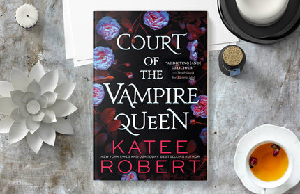 Court of the Vampire Queen (TP)