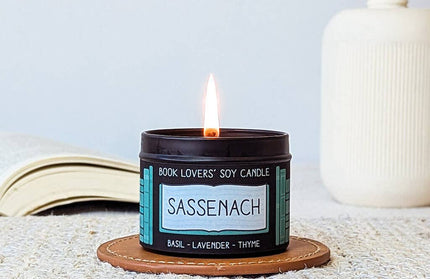 Sassenach｜Bookish Soy Candle｜4oz Travel Tin: 4 oz Tin